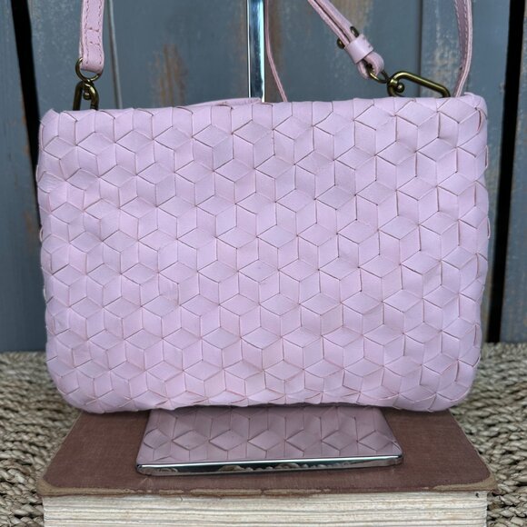 Madewell The Puff Woven Leather Crossbody Bag Subtle Blossom Pink - Picture 4 of 15